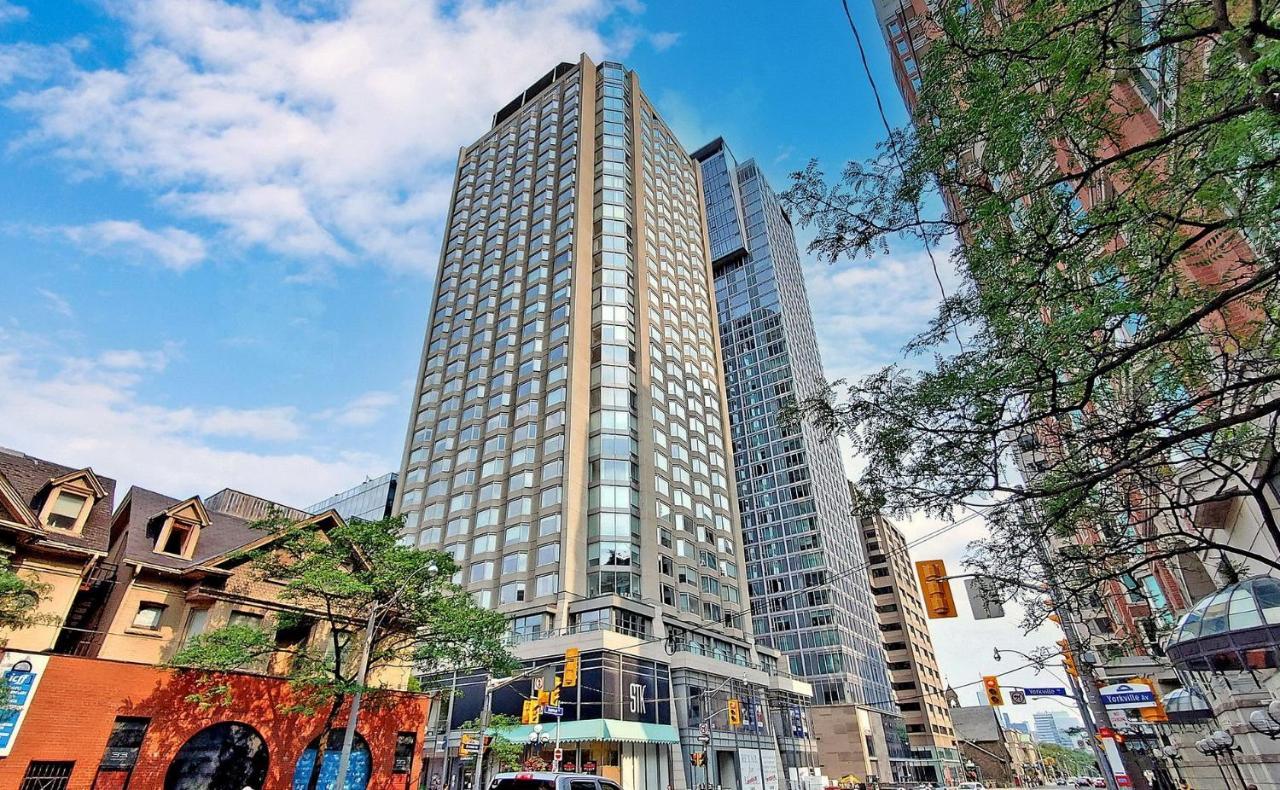 University Of Toronto Utsg Suites מראה חיצוני תמונה