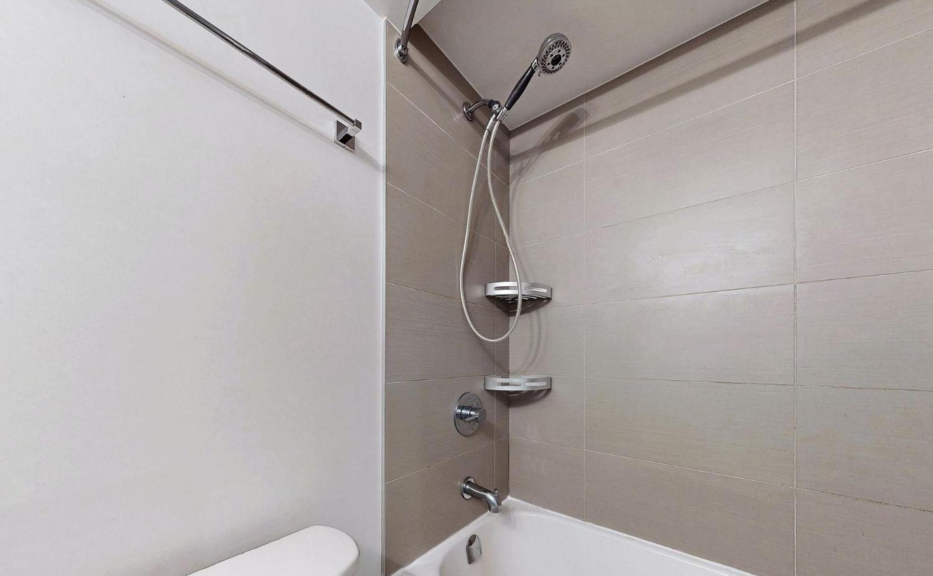 University Of Toronto Utsg Suites מראה חיצוני תמונה